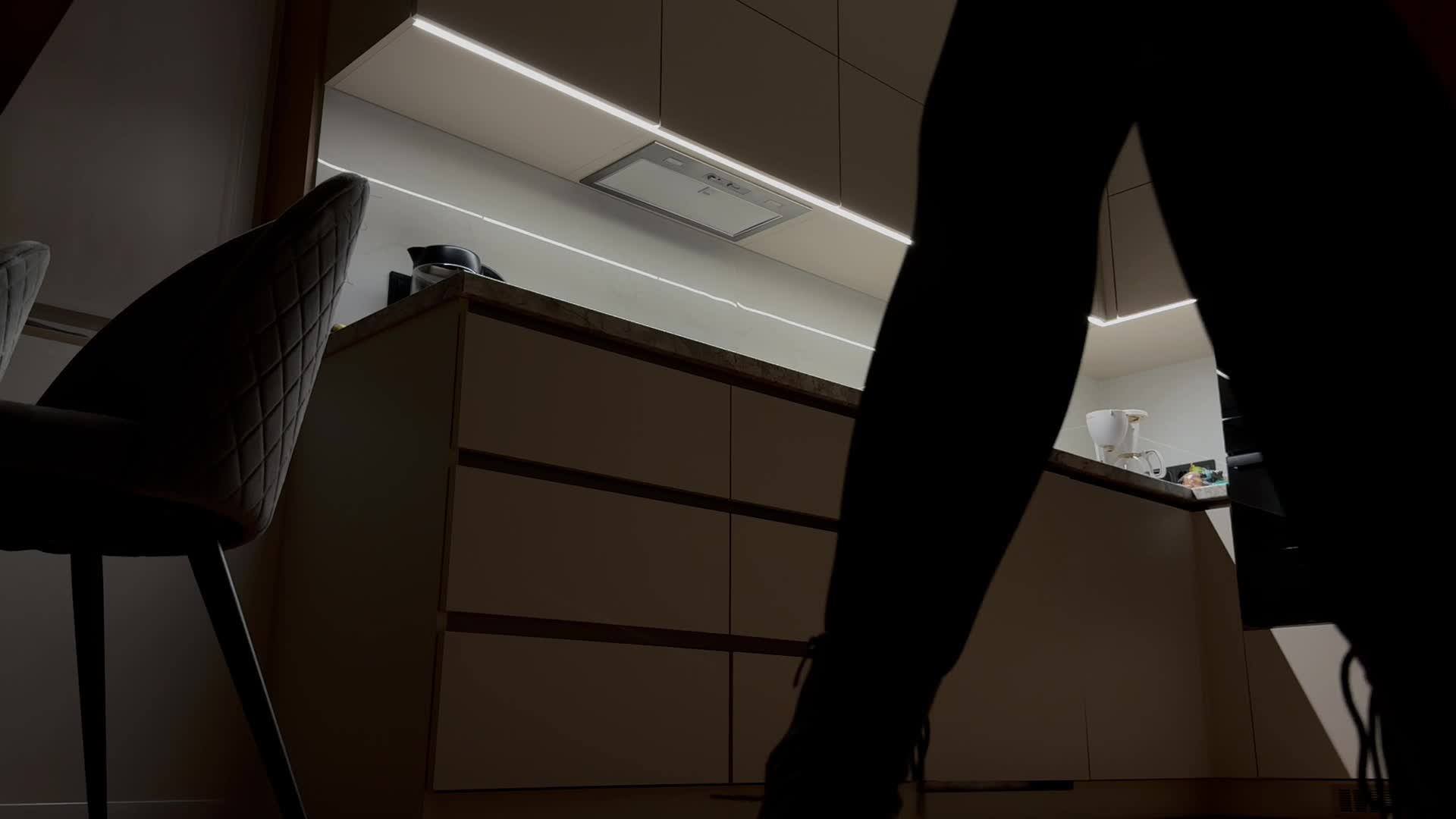 Kitchen Tease Vibes: Swaying And Seduction