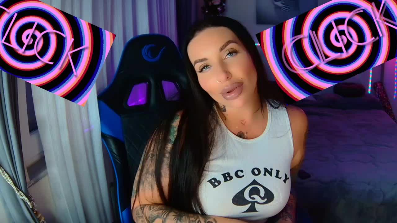 Dark Mode Queen Of Spades Tarot