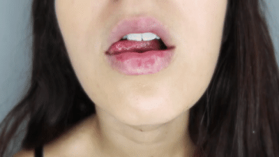 Glossy Lips Make You Drip