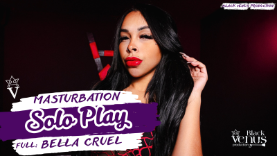 Worship From Afar: Bella Cruel's Tease Atriz: Bella Cruel