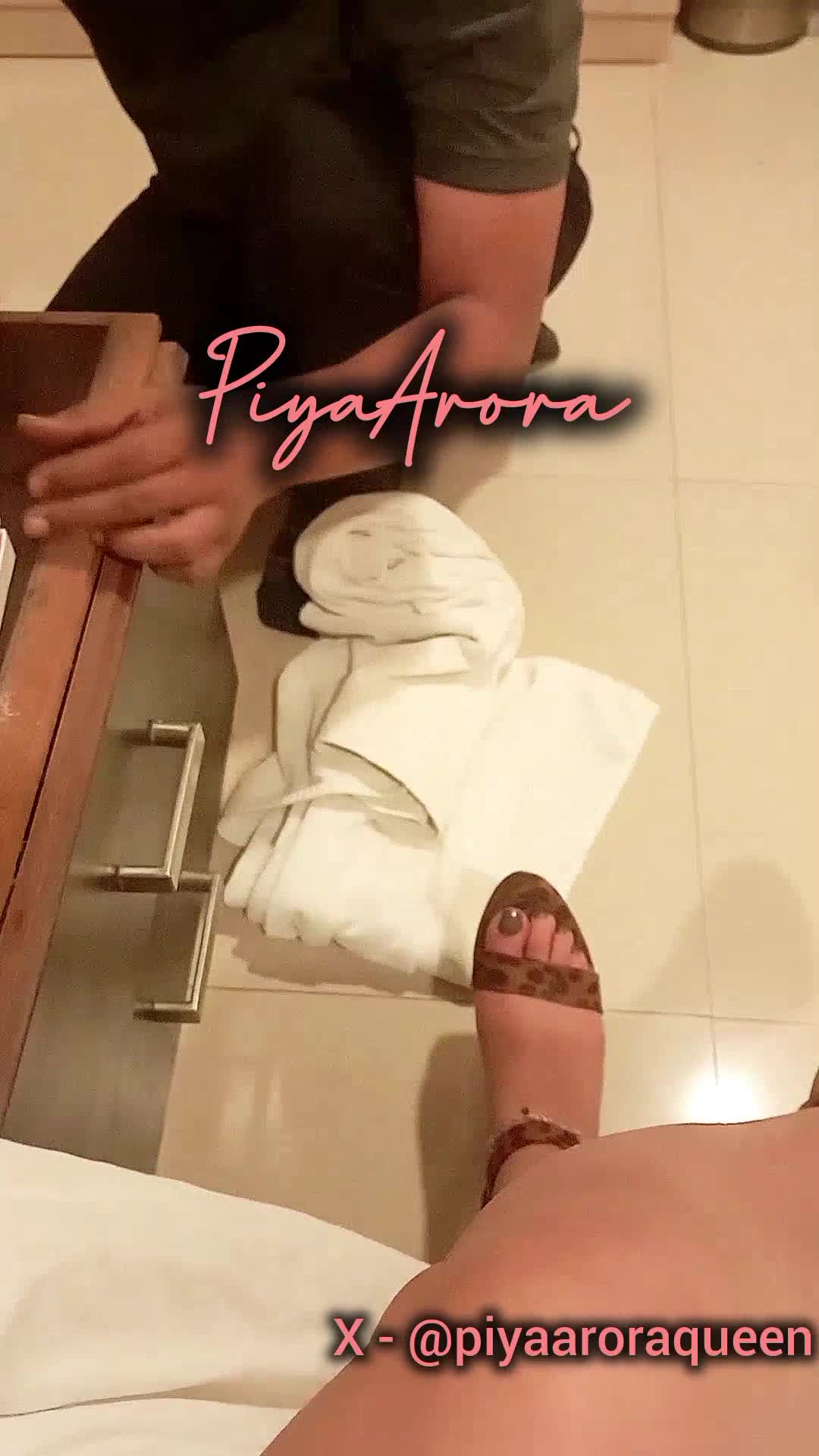 Piyaarora With House Servant
