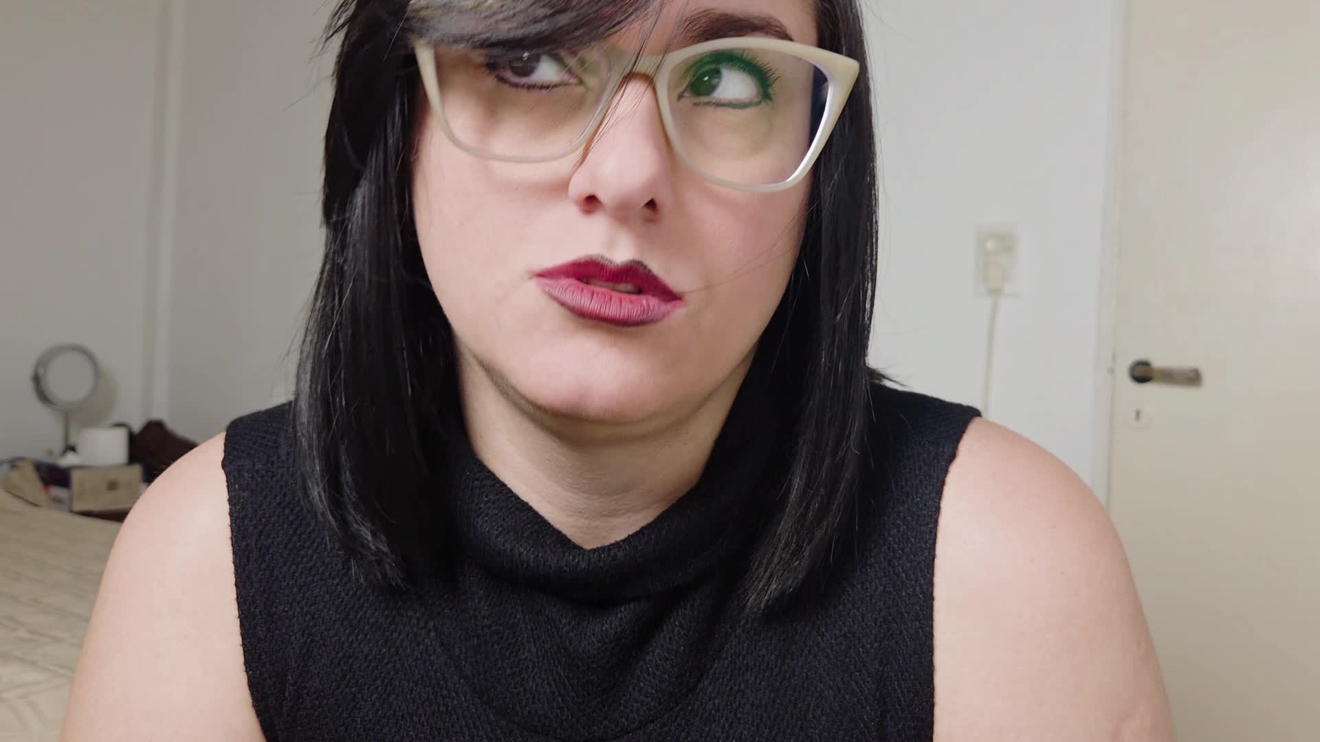 Making Faces At You: Exposing My Weird Side