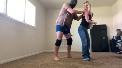 Ballbusting Women's Self Defense! Kick The Purse Snatcher In The Balls!