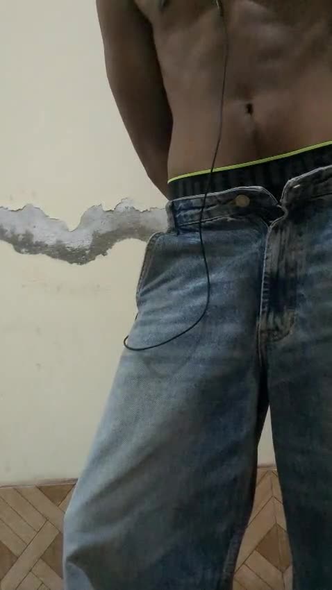 Topless Amateur Boy, Cute Belly Show With Stonewash Jeans Play