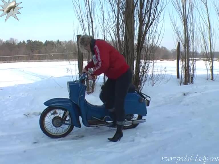 Bike Revving In Win Ter