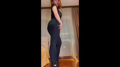 Desperate Pants Wetting And Power Piss