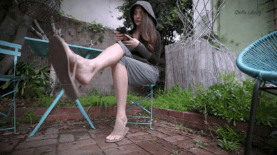 Sandal Bitch