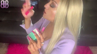 Favorite Nail Smoking