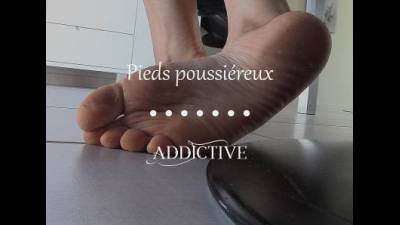 Pieds Poussiereux [French]