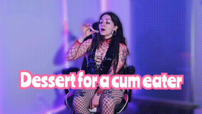 Dessert For A Cum Eater! Glaze Your Cookie And Eat