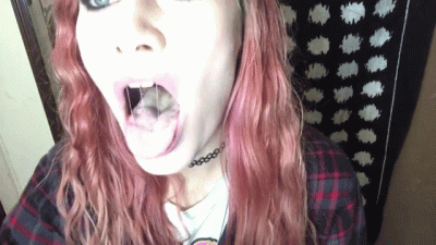 Lisa Fire Swallowing 5 Candy Sharks