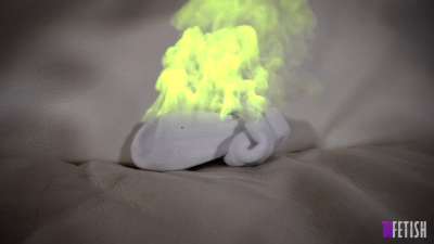 Bella Luxx & Greasy Rose- "Cleaning Feet" Stinky Sock Accidental Magic Control Worship- HD 1080p