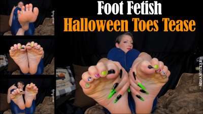 Foot Fetish: Halloween Toes Tease Wrinkled Soles Pedicure Toenail Polish