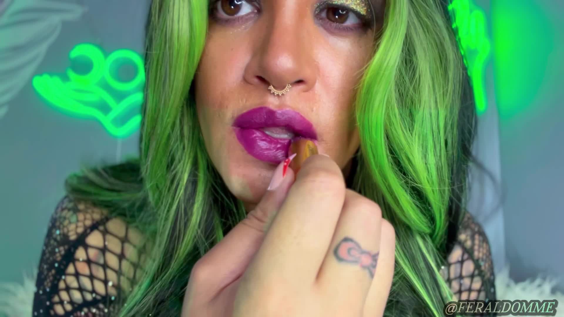Radiant Purple Lipstick Apply