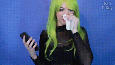 Snotgirl Lottie Sneeze