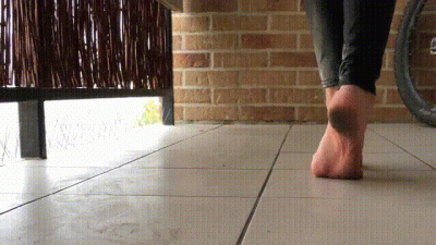 Lisa Dirty Feet Licking Box Part 01 Polish Language 4096X2304 4K