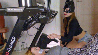 Tan Pantyhose In Office Of Catwoman Olena Russian Language Part 02 4096X2304 4K