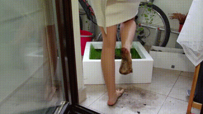 Helena Feet Licking Servant Polish Language Part 02 4096X2304 4K