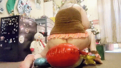 Cute Fluffy Reindeer:: Santa & Star Mylar Balloon