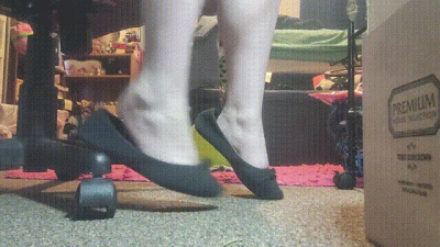 Ballet Flats:: Heel Popping