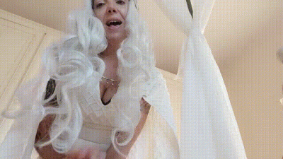 Daenerys, Your Dragon Queen Is Full Of Air