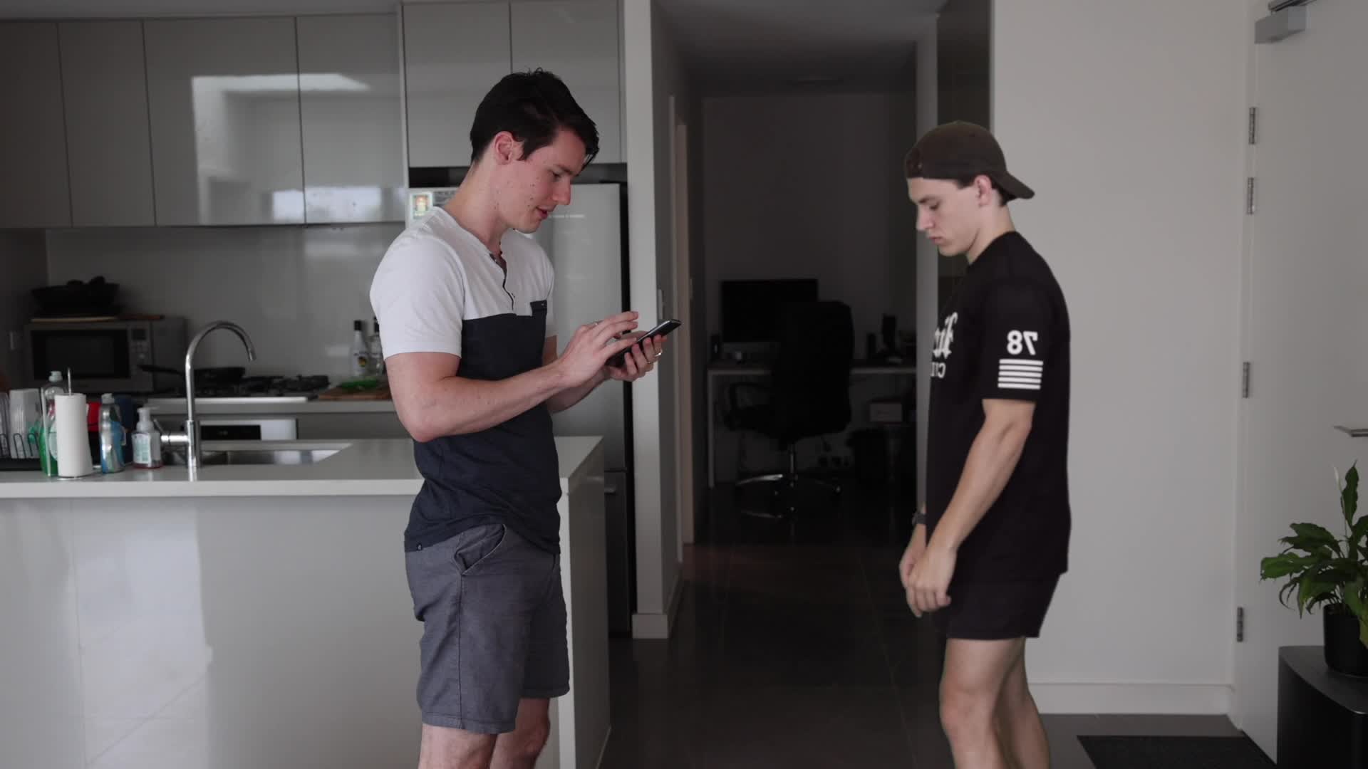 Luke- Shrinking Man (Shrinking)