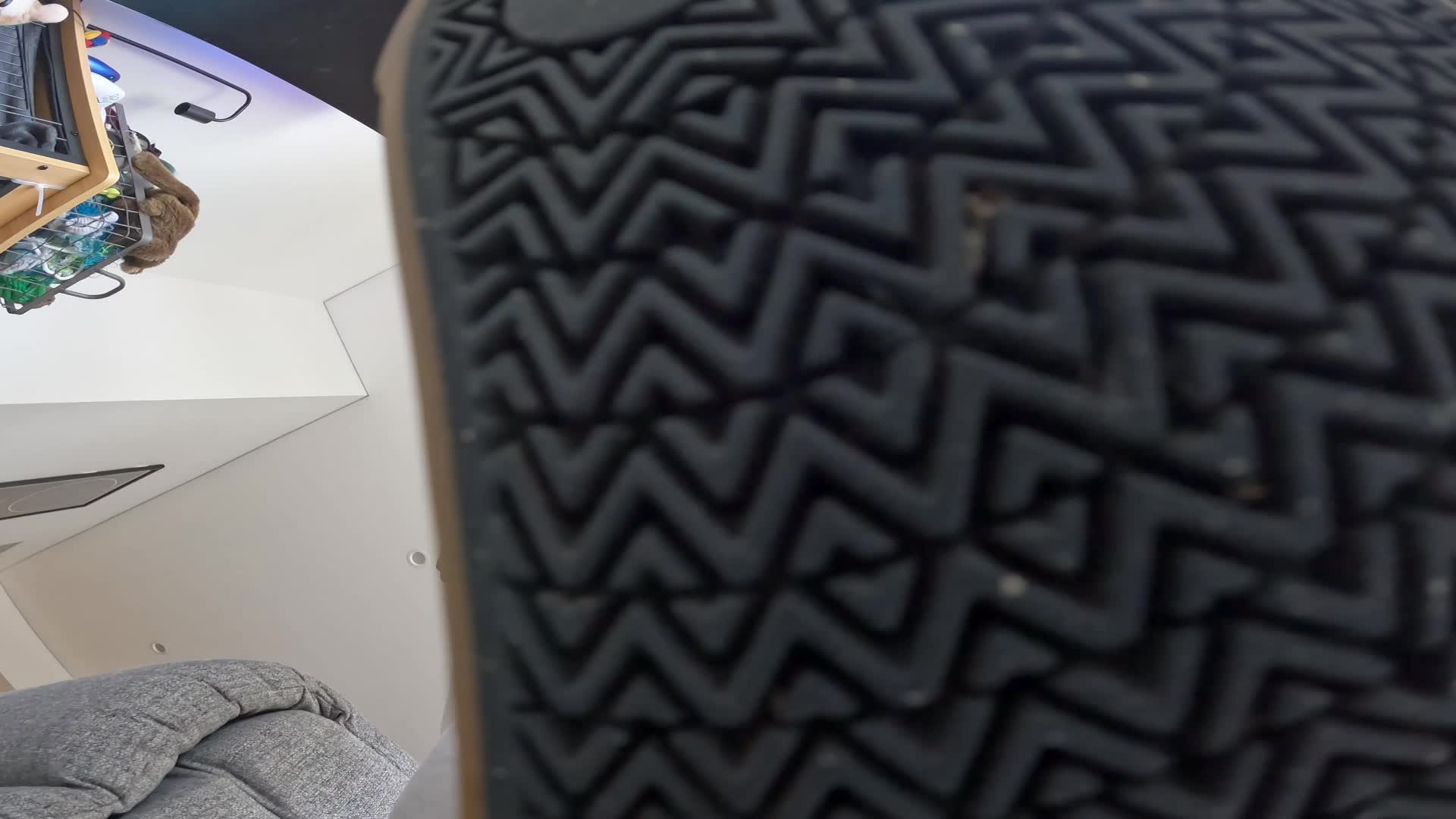 Aaron- Under (POV Shrunken)