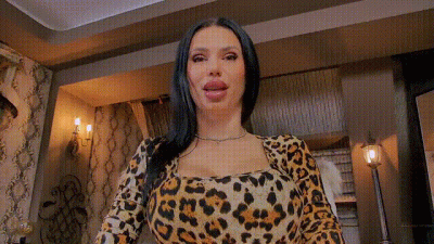 Story Time- Pretty Person Privilege: A Bless Or Curse?