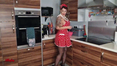 Horny House Wife Gets Dicked!