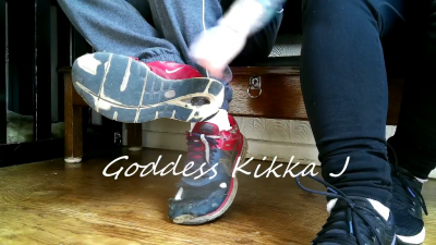 Trainer Worship With Bigender