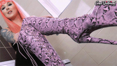 Cruelgirlfriend Shoot-Day Toilet-Pig
