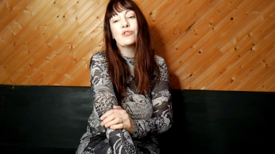 Welcome To The Leaker Asylum With Molly Silver