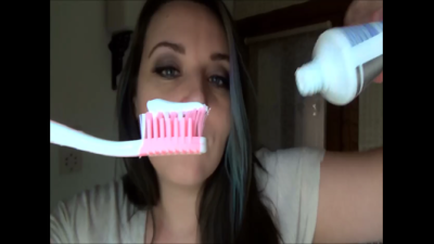 Toothbrushing & Spitting (VR Version)