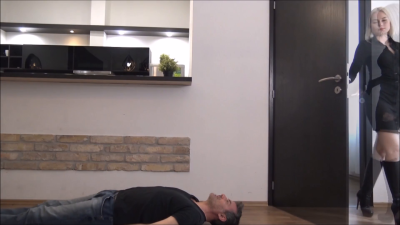 Ginevra Your Tongue Is My Doormat!- Dirty Soles Licking, Boot Worship, Heel Sucking