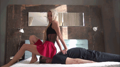 Ariel I Want Your Face Under My Ass Full Weight Facesitting And Smothering
