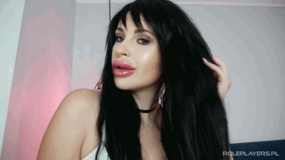 Slutty Bimbo Lips