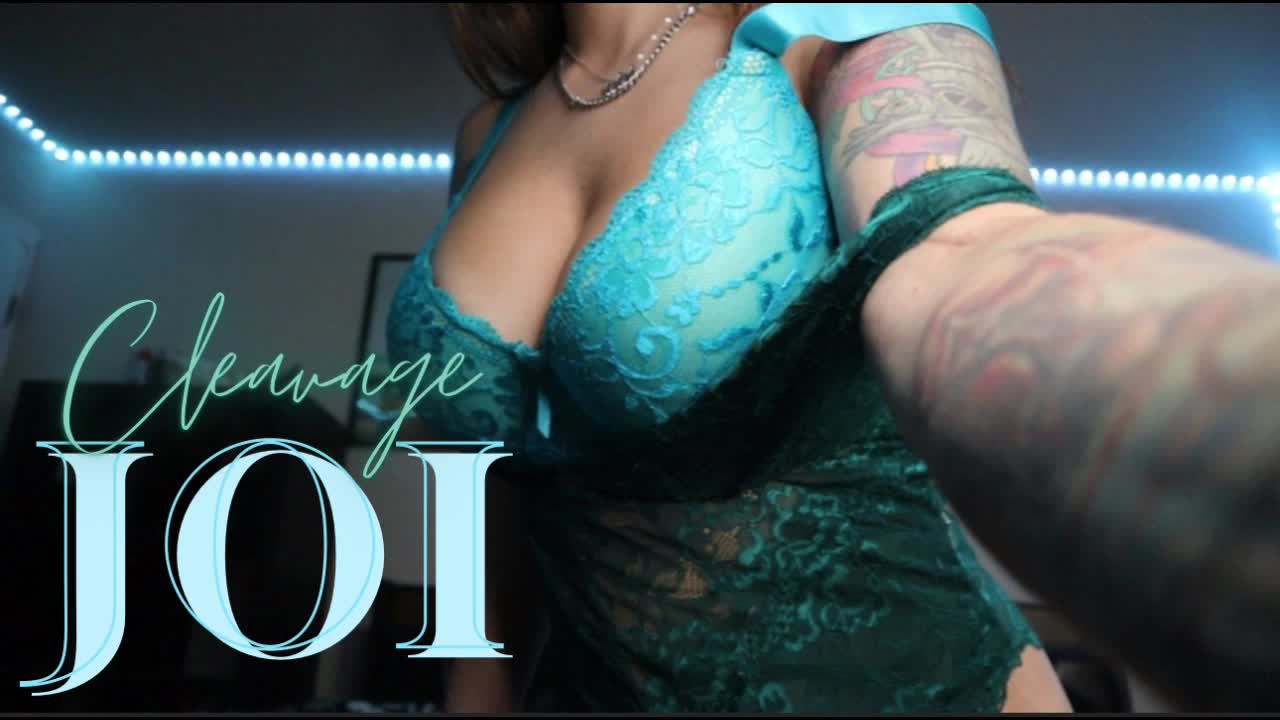 "Cleavage JOI" [Jerk Instructions]