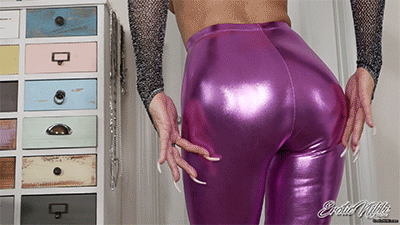 Stroke For Shiny Spandex MILF Ass