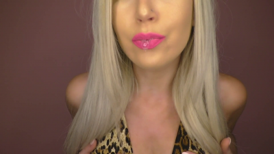 Pet Play With Princess Piper