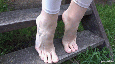 Rea Finally Natural Foot Fetish