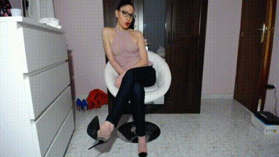 Segaiolo Lobotomizzato AI Miei Piedi (Ita)- Lobotomized Wanker At My Feet