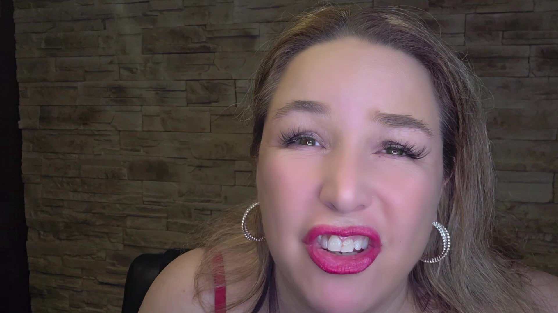 Humping On Corner Of Table