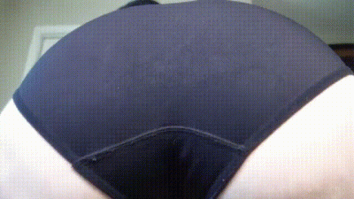 Schoolgirl Ass Crush