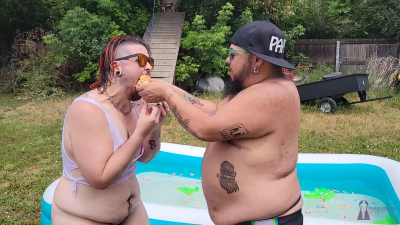 Outdoors Burger Feeding