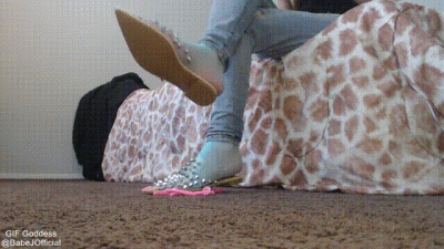 Toe Tapping On Fake Worms In Clear Shoes