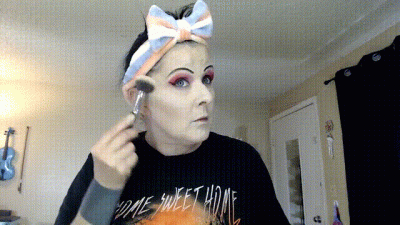 Quick Applied Mature Make Up