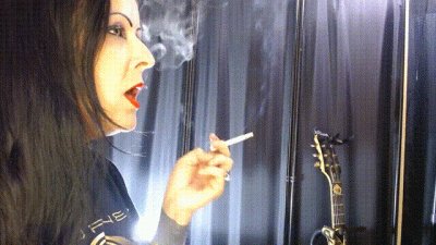 Profile Sexy MILF Smoking Closeup Sfw