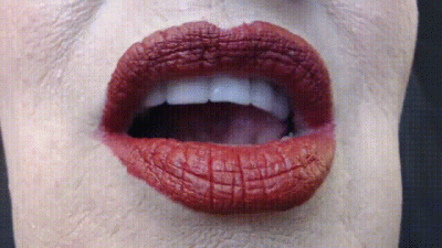 Super Duck Closeup Lipstick Red Matte