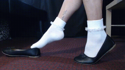 Ruffled School Girl Socks Ballet Flats
