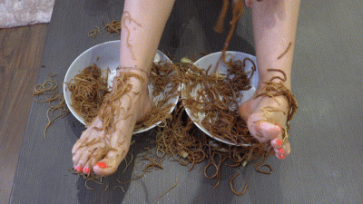 Natasha Foot Nutrition Noodle Pasta From My Feet!- Foot Fetish POV